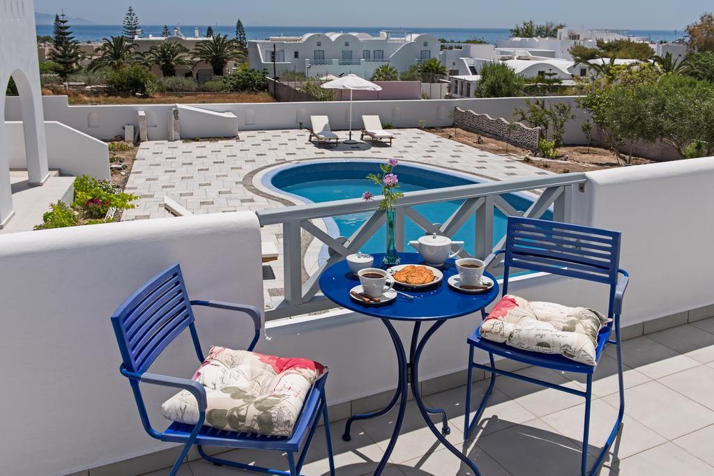 Felicity Luxury Villas Kamari  Exterior photo