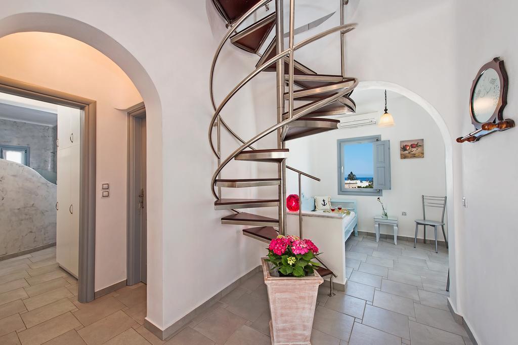 Felicity Luxury Villas Kamari  Room photo